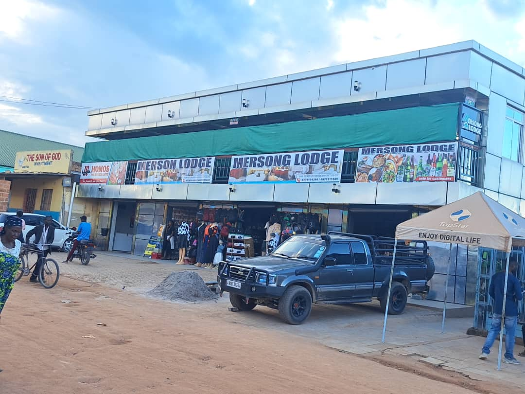 b4ae0ee0-22b3-42cc-85bb-757bcee41ae8